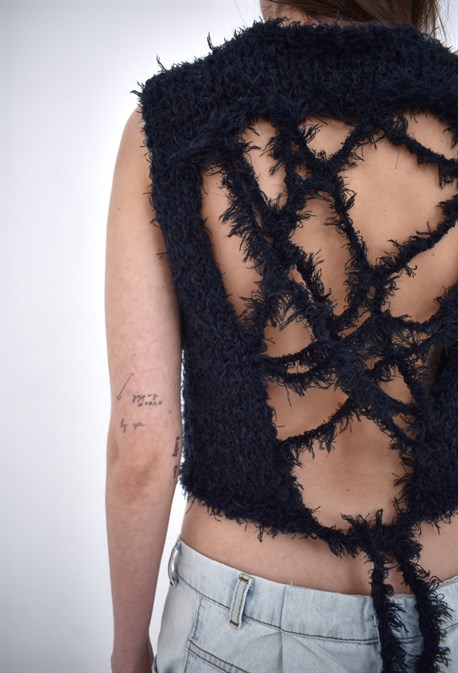 Топ с открытой спиной - фото 59440