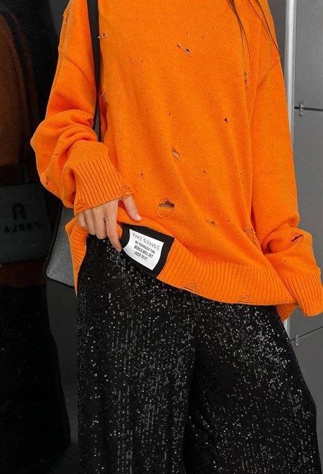 Свитер с рваным эффектом - фото 59516