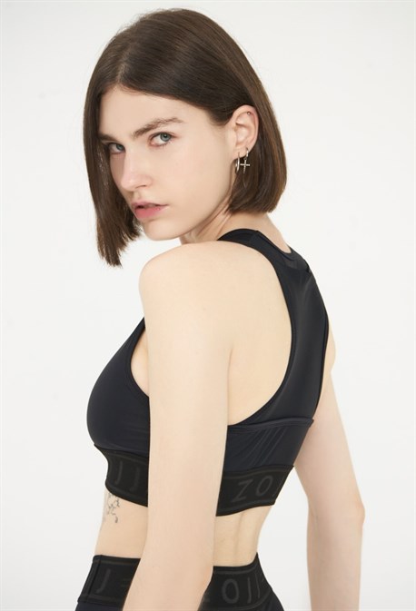 Топ classic c карманом на спине - фото 60244