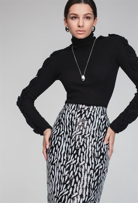 ДЖЕМПЕР С РОЗАМИ - фото 60988