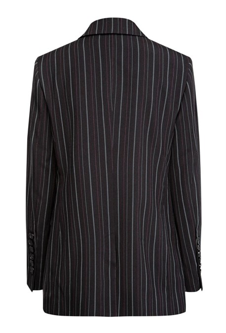 ЖАКЕТ С БРОШЬЮ - фото 61046