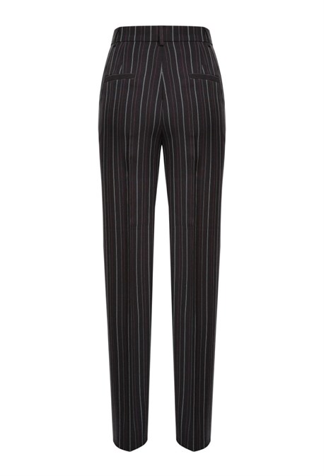 БРЮКИ СО СТРЕЛКАМИ - фото 61178