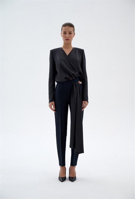 Блузка на запах - фото 63293