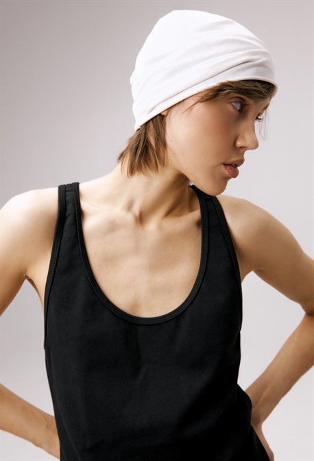 Шапка WHITE - фото 65440