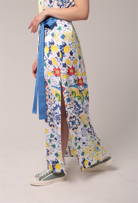 Платье с разрезом и поясом - фото 67746