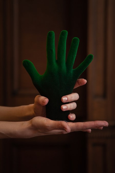 Объект "Рука художницы", правая - фото 68082