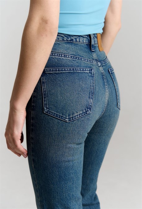 Джинсы CLASSY FIT - фото 68283 Джинсы CLASSY FIT - фото 68283