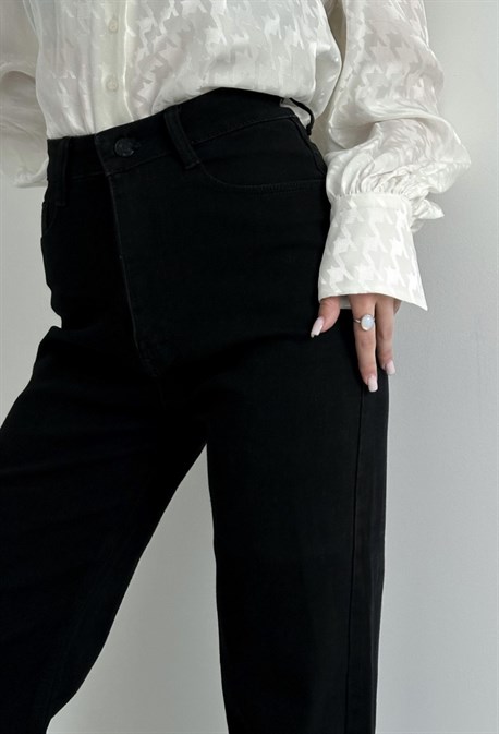 Джинсы LACK FANTASY - фото 68304