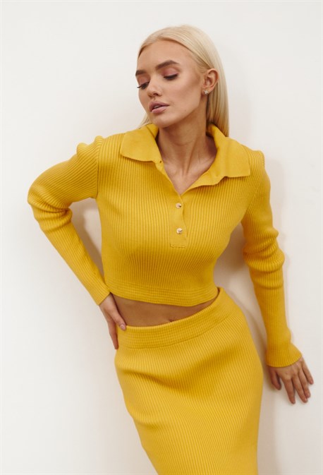 Костюм топ и юбка с разрезом - фото 70101