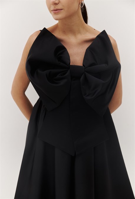 Платье с бантом - фото 70150