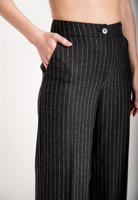 Брюки широкие из шерсти в полоску - фото 71459