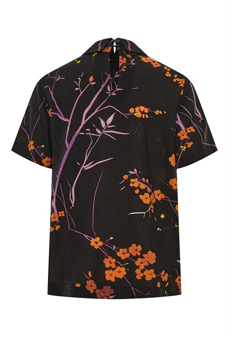 Блузка с короткими рукавами из вискозы с цветочным принтом - фото 71484