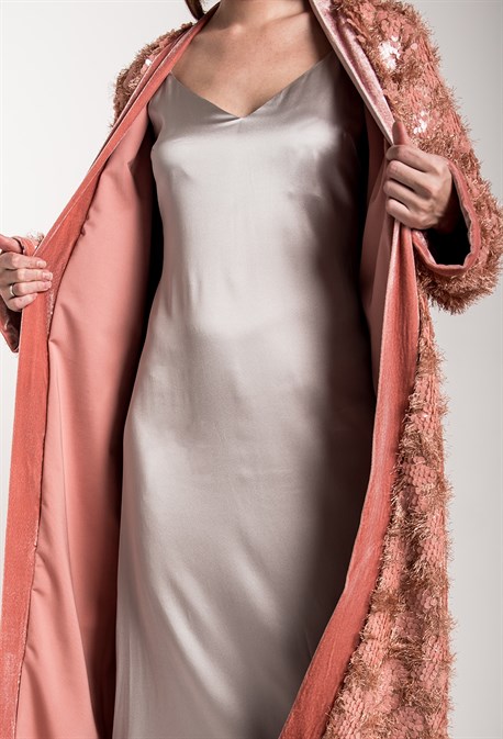 Кимоно с пайетками с отделкой из бархата - фото 71587