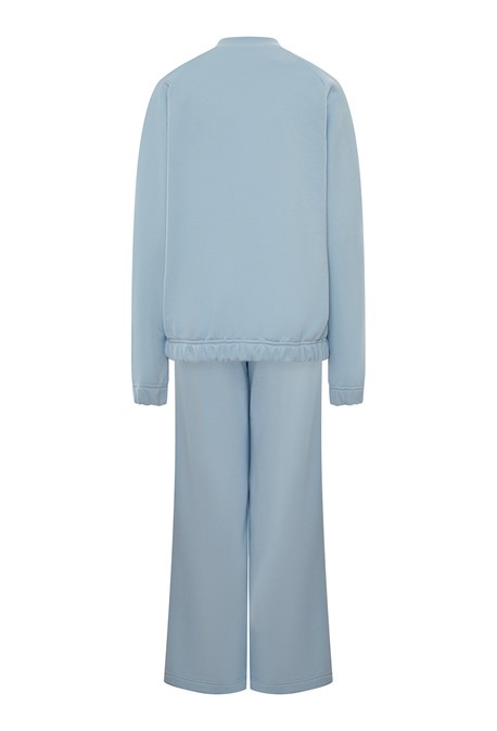 Костюм из футера свободного силуэта - фото 71596