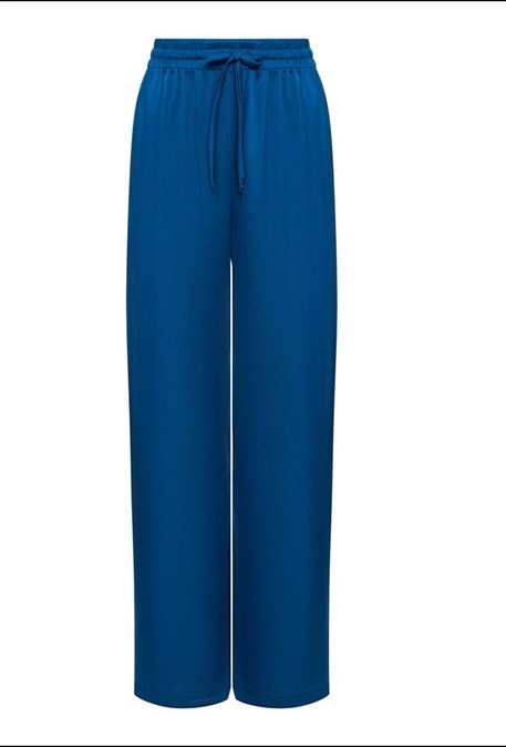 Шелковый костюм - фото 72109