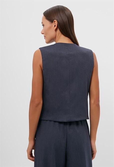 Жилет - фото 73203