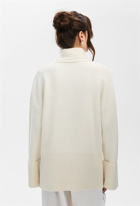 Свитер с горлом - фото 73239