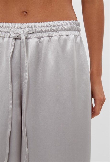 Брюки атласные - фото 73257