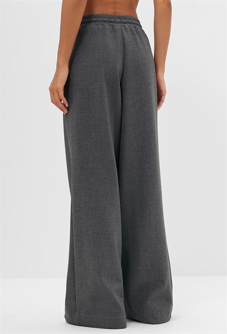 Брюки на резинке - фото 73274