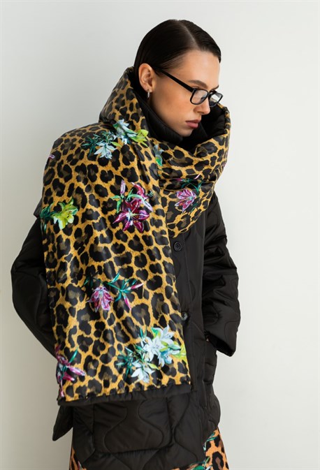 Куртка с шарфом"Леопард с цветами" - фото 73491