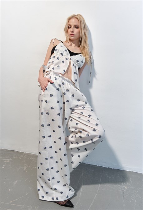 Штаны в синий цветочек - фото 73963