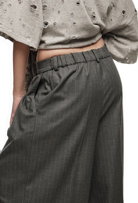 Брюки шефа с разрезом - фото 74136