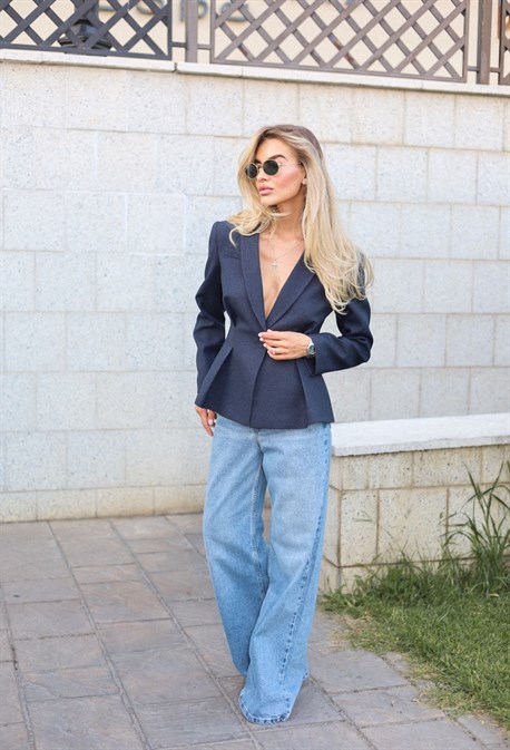 Cилуэтный жакет - фото 74186