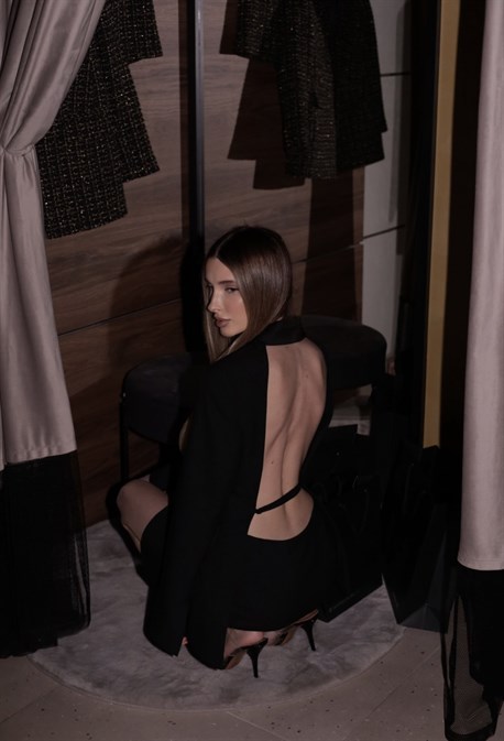 Пиджак с открытой спиной - фото 74256