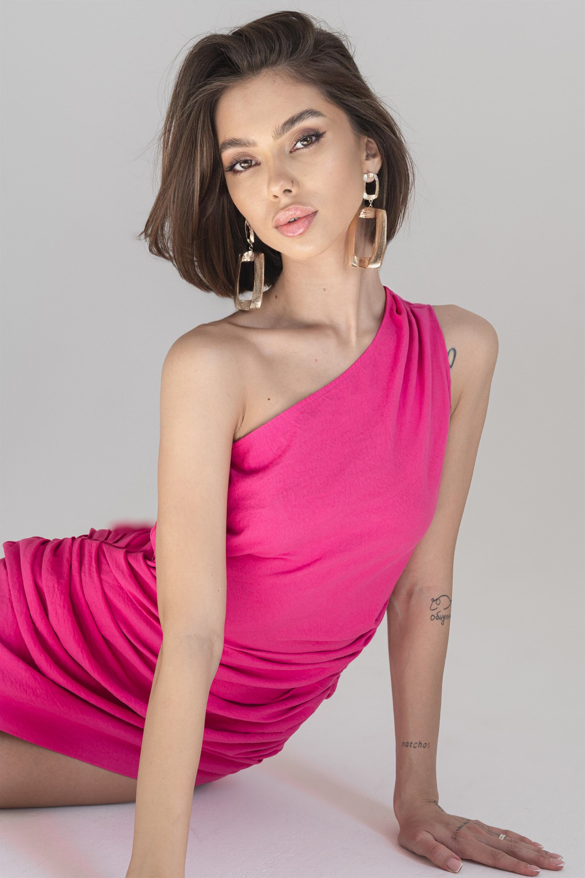 Платье на одно плечо Tie - фото 76247