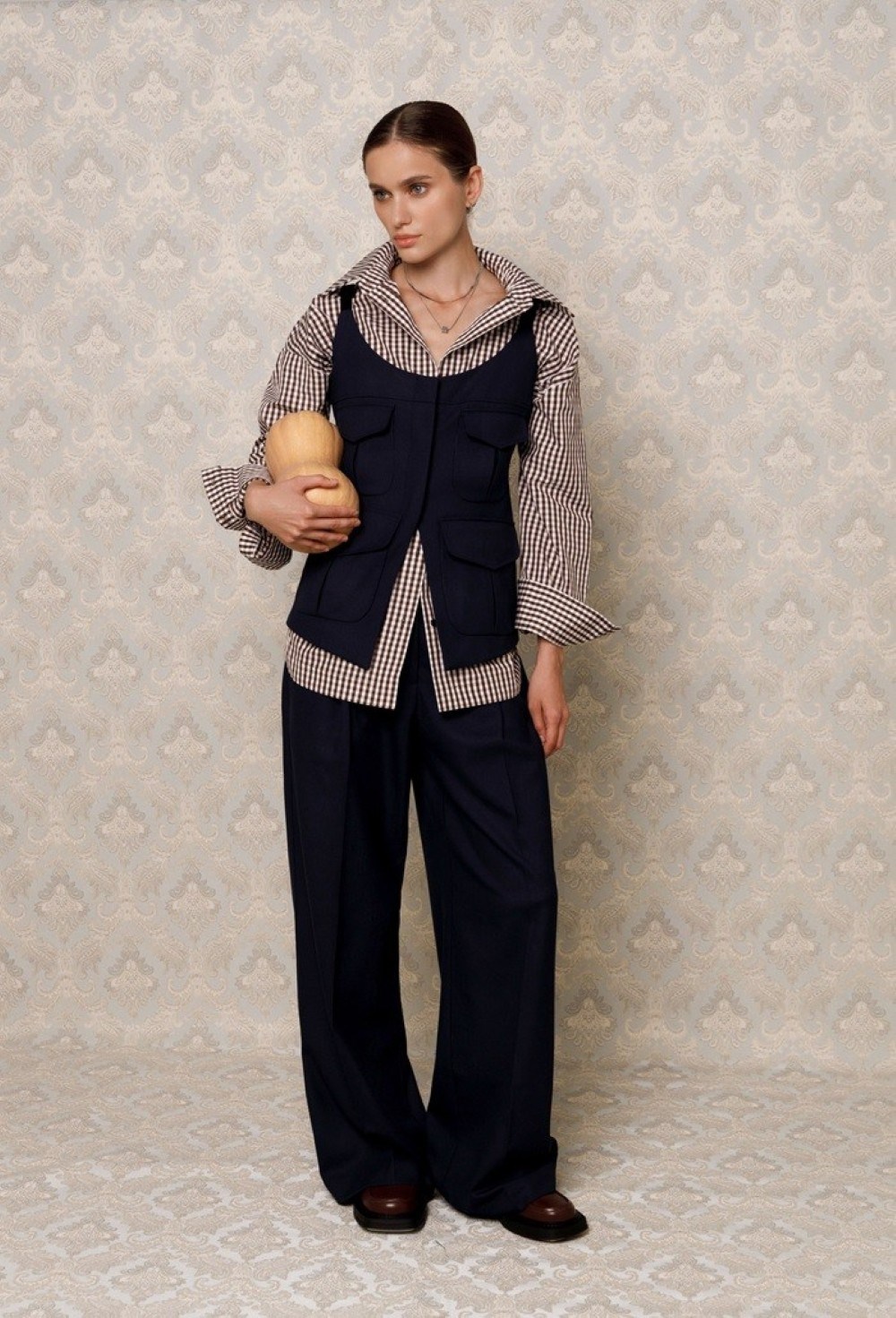 Жилет с карманами - фото 76457