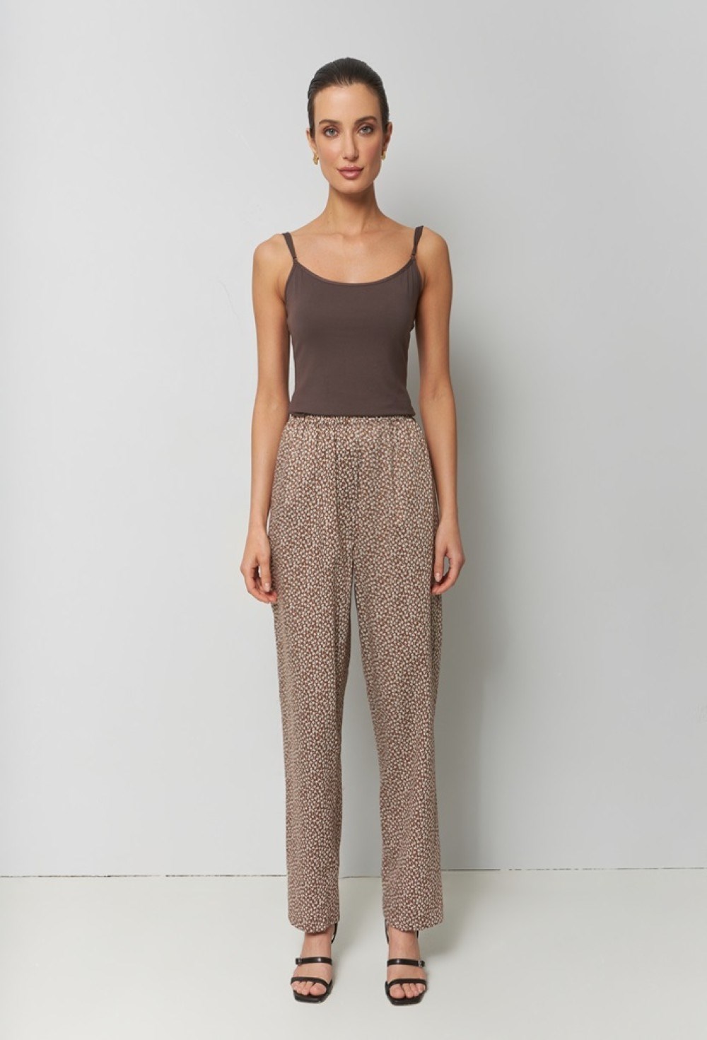 Брюки на резинке - фото 76489