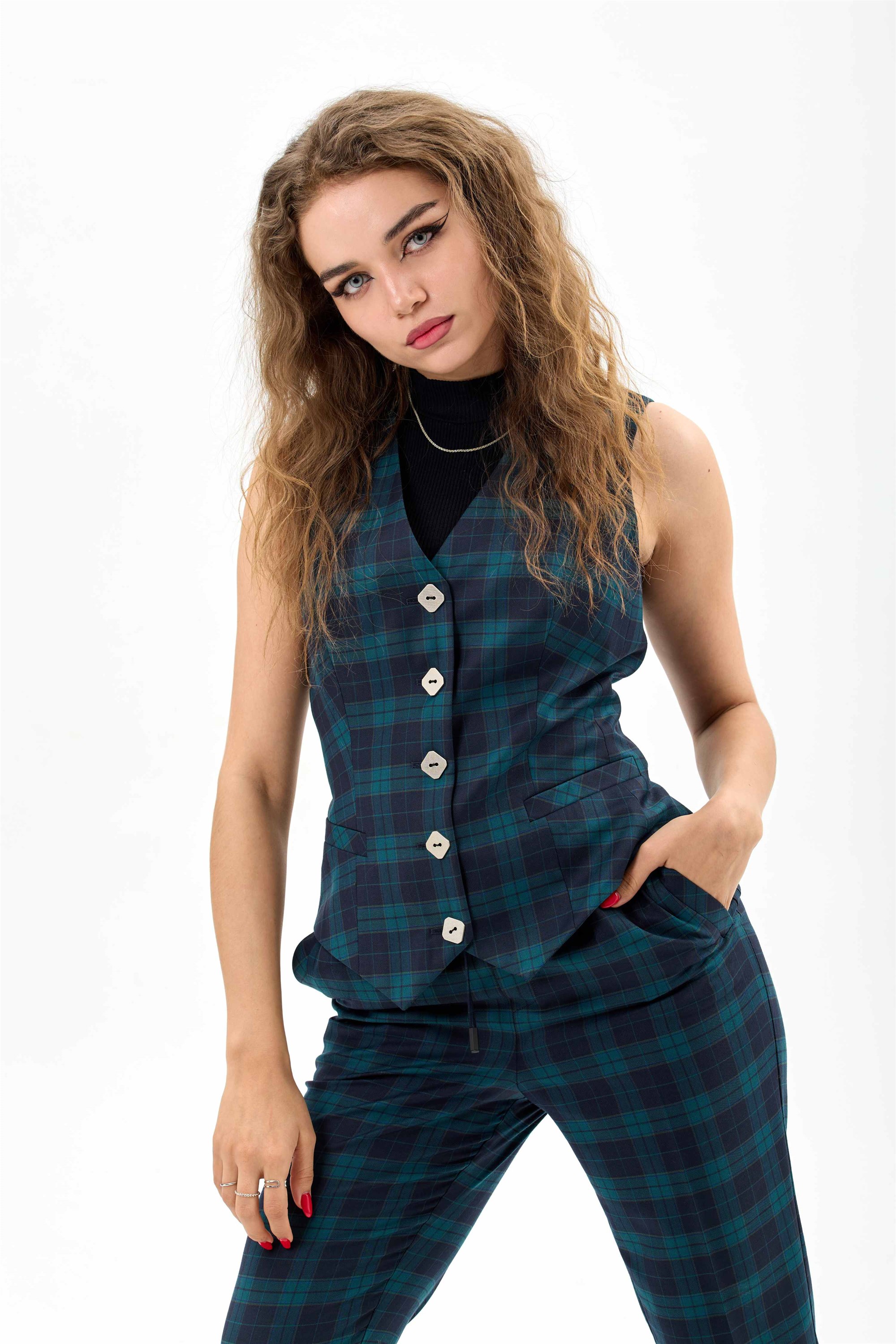 Жилет - фото 79790