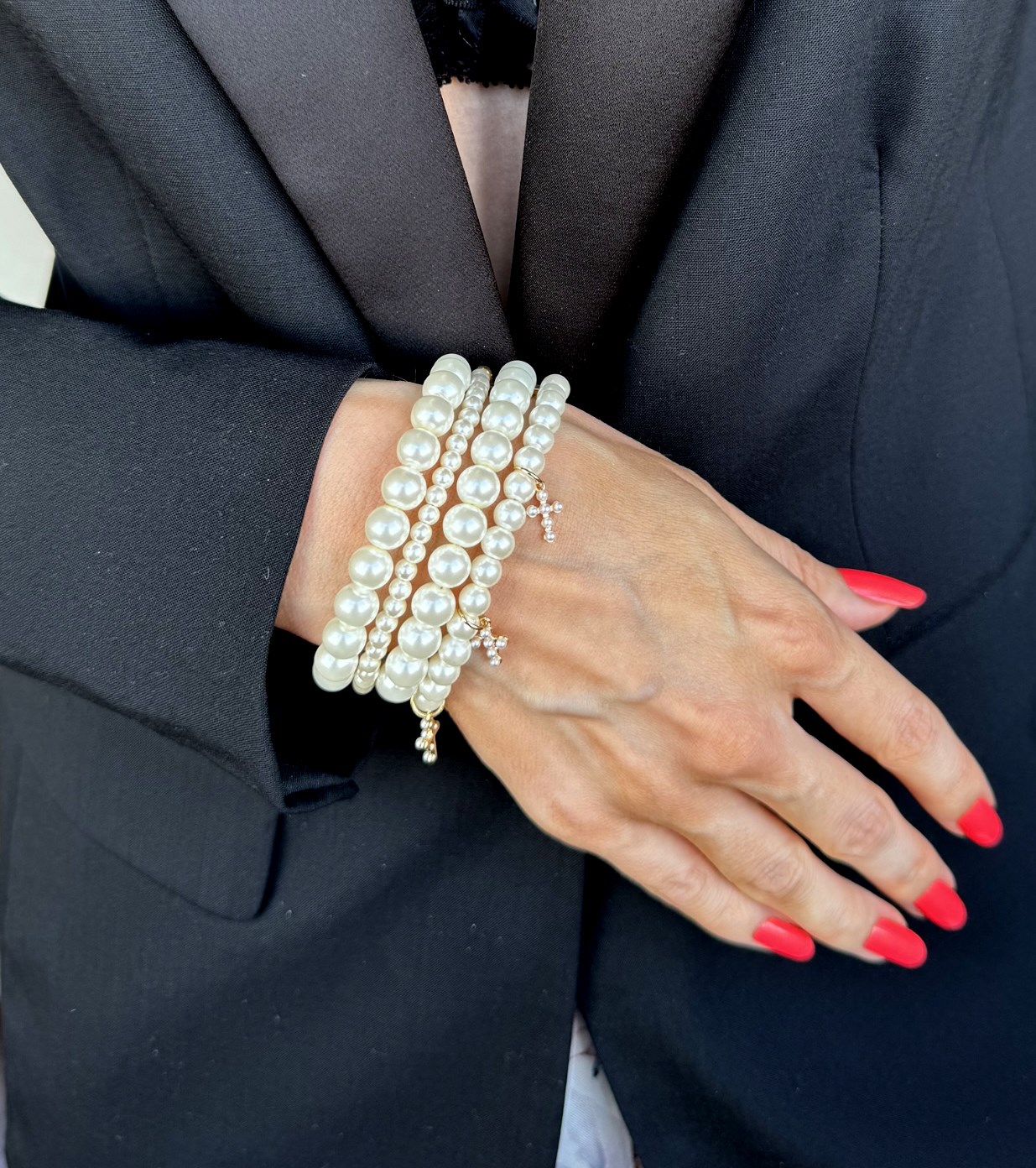 браслет из жемчуга с крестиками - фото 79875