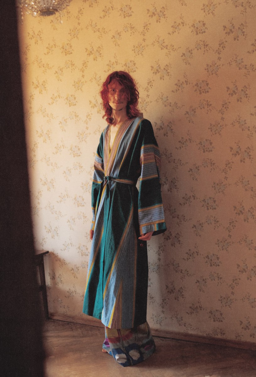 Шелковое кимоно LIGHT LINES унисекс - фото 81309