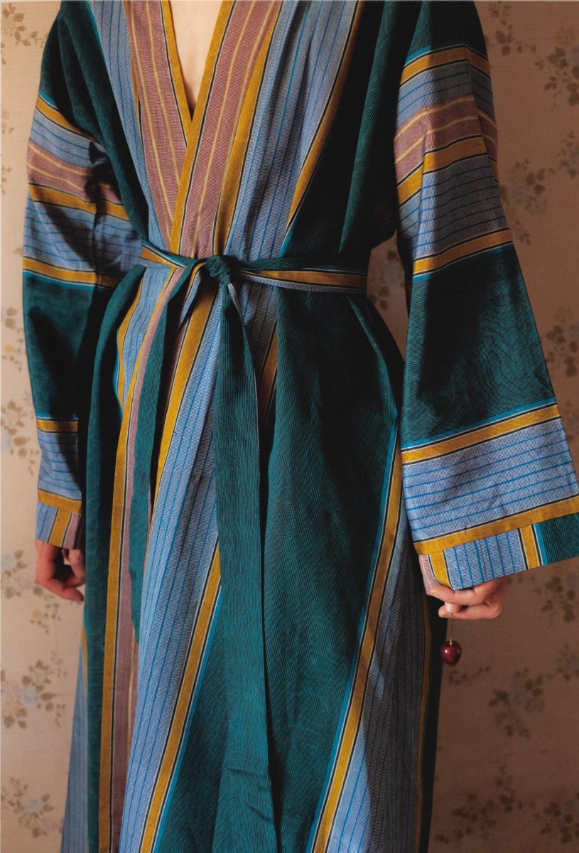 Шелковое кимоно LIGHT LINES унисекс - фото 81310