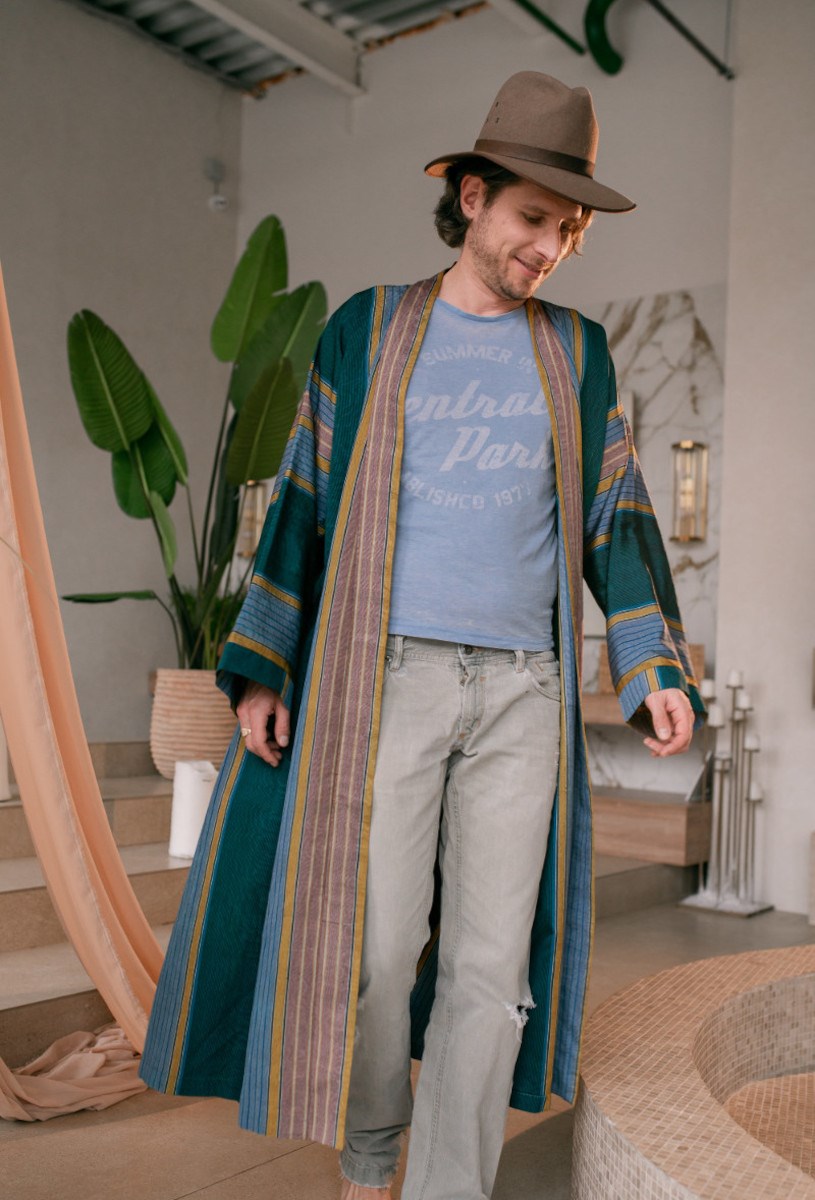 Шелковое кимоно LIGHT LINES унисекс - фото 81312