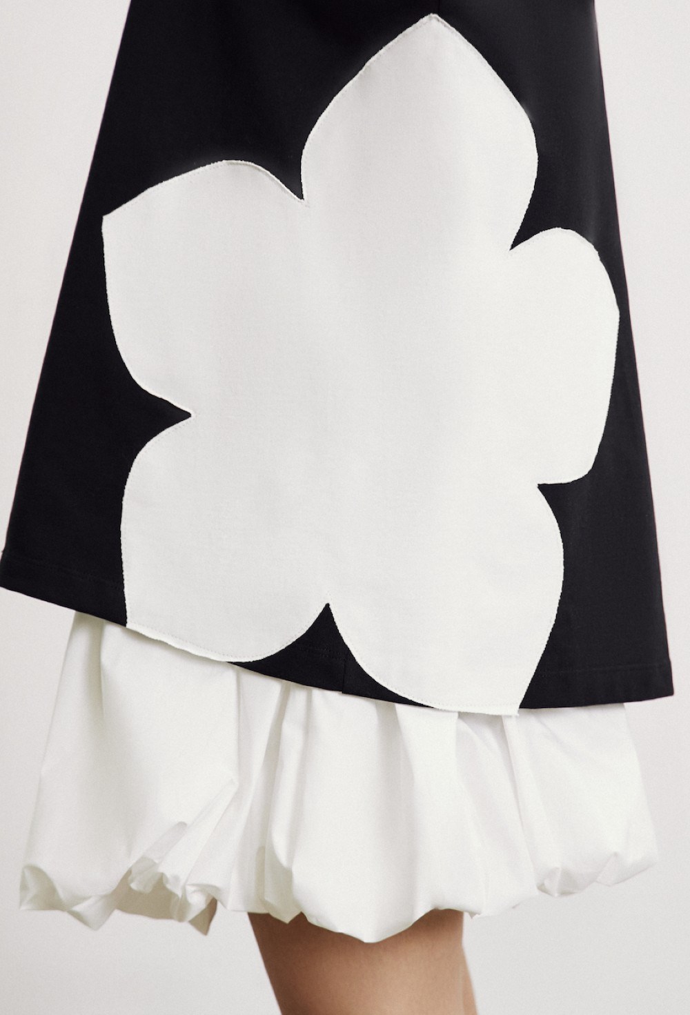 Футболка с цветами - фото 82922