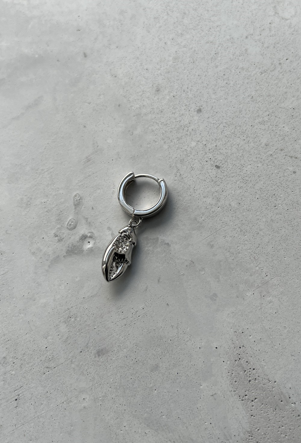 Моносерьга с клешней - фото 83894