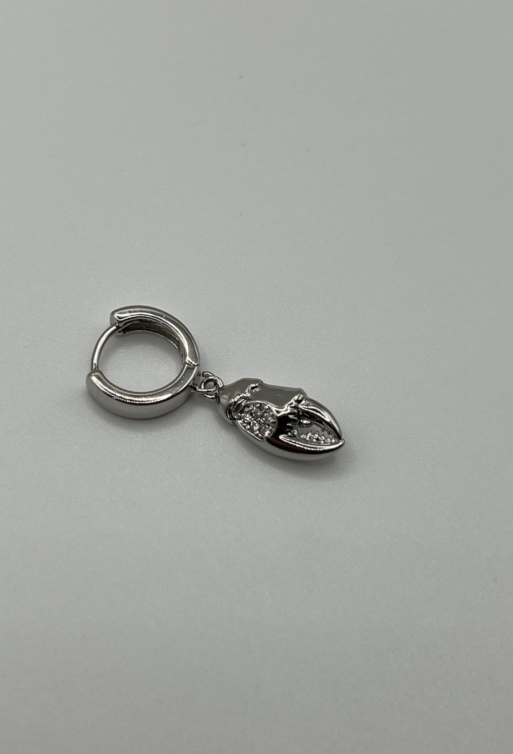 Моносерьга с клешней - фото 83895