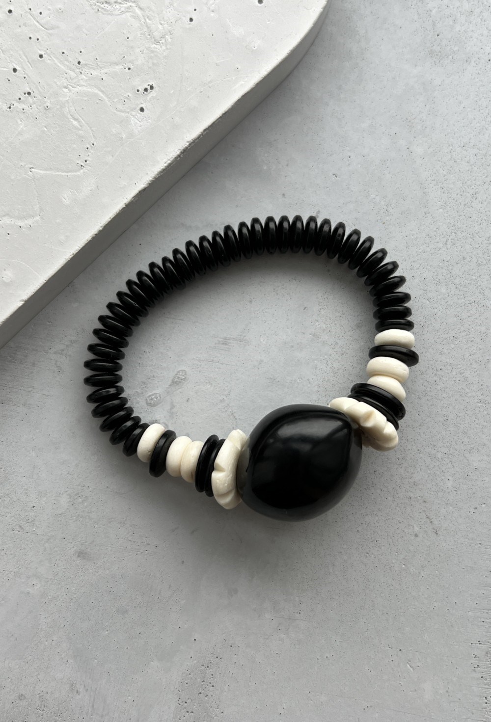 Браслет из натуральных бусин - фото 83965