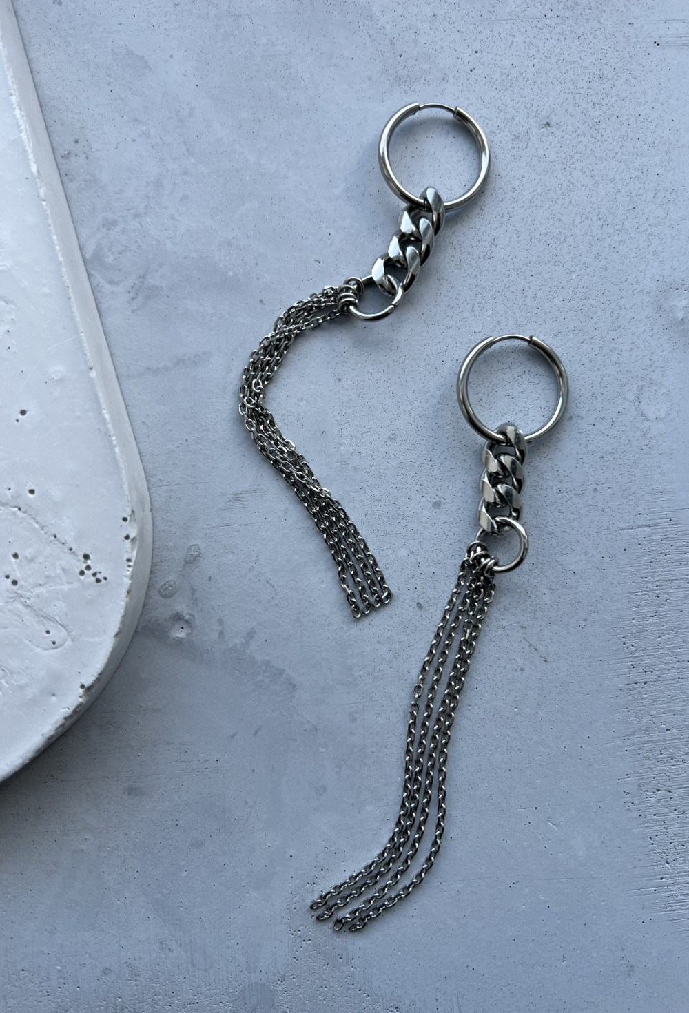 Серьги с крупными звеньями и цепями - фото 84013