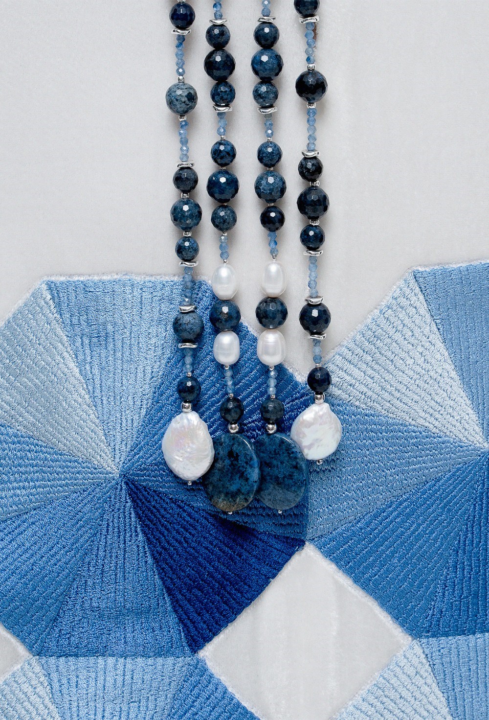 Бусы - фото 89186