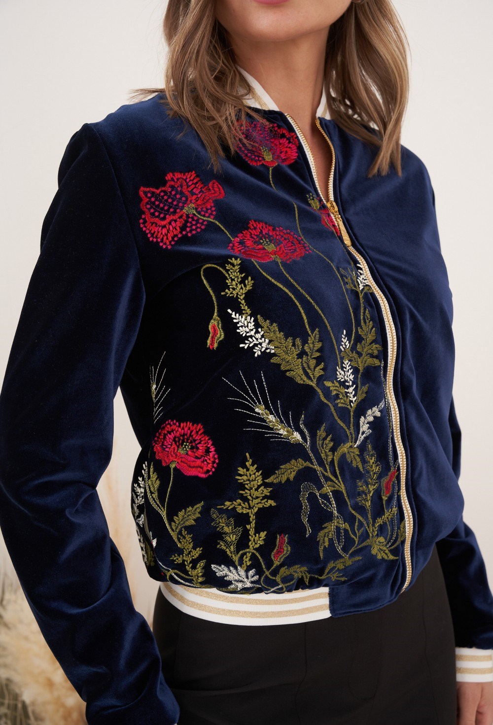 Бомбер «Красные маки» - фото 89221