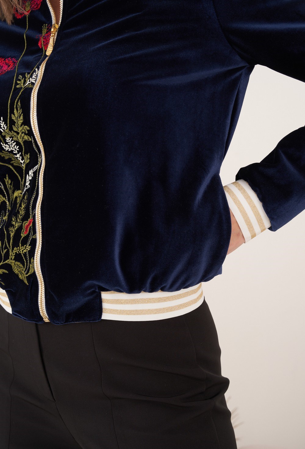 Бомбер «Красные маки» - фото 89222