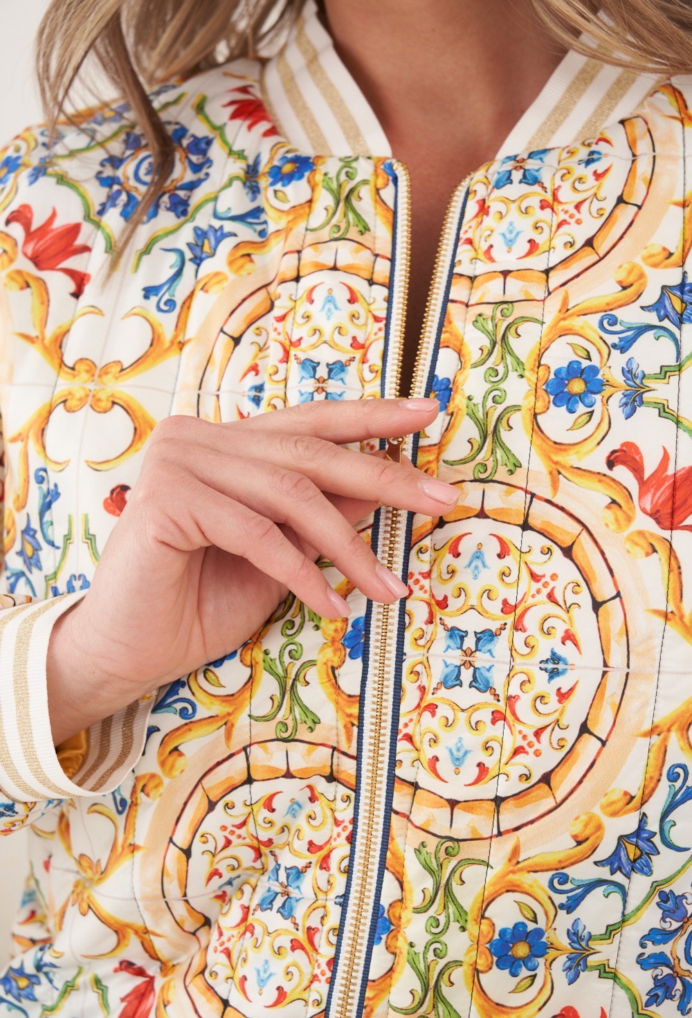 Бомбер «Принт Версаче» - фото 89226