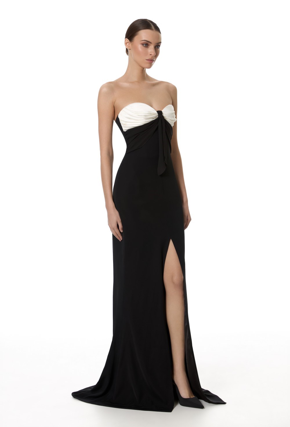 Платье со шлейфом - фото 89680