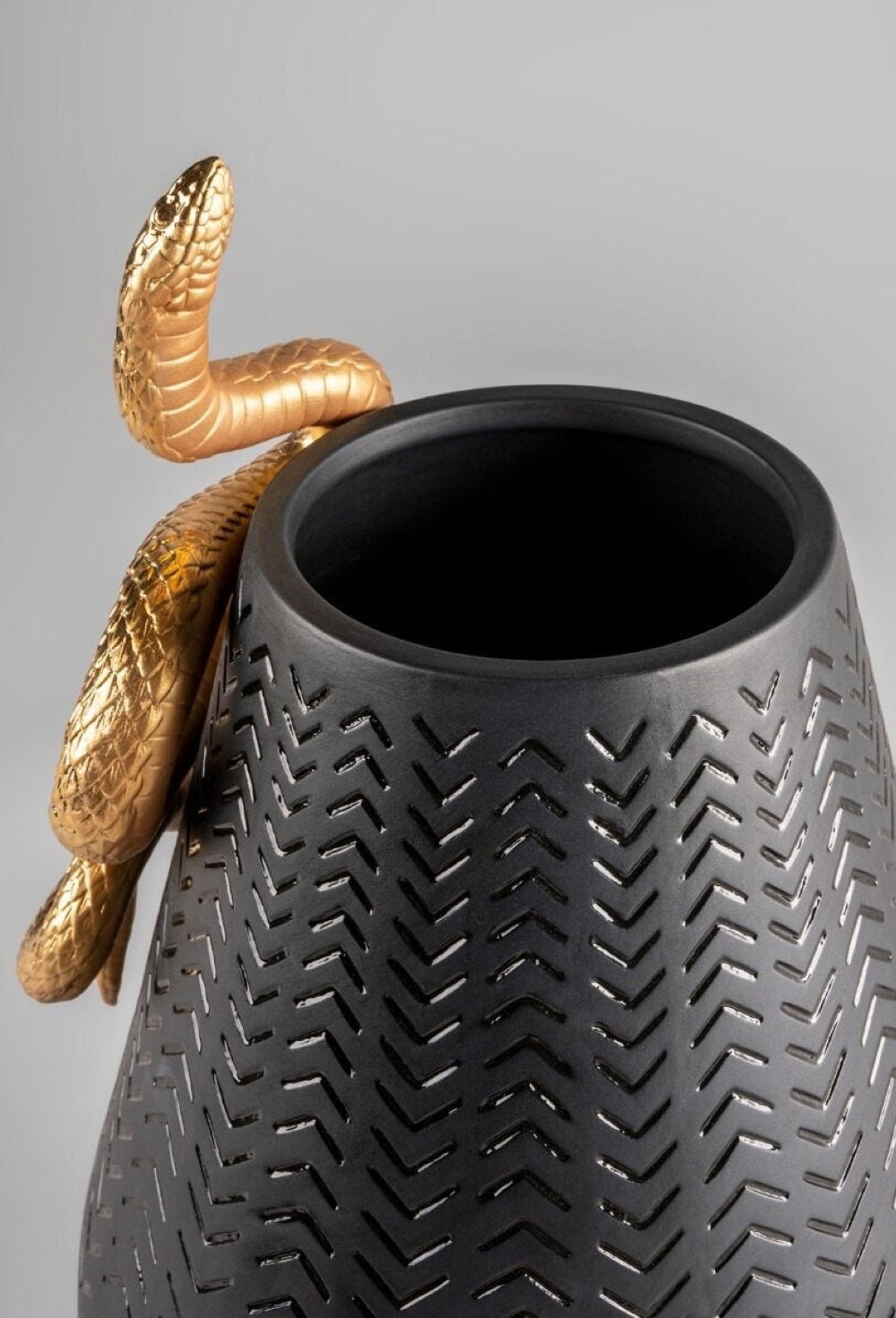 Фиугрка SNAKE VASE - фото 90827