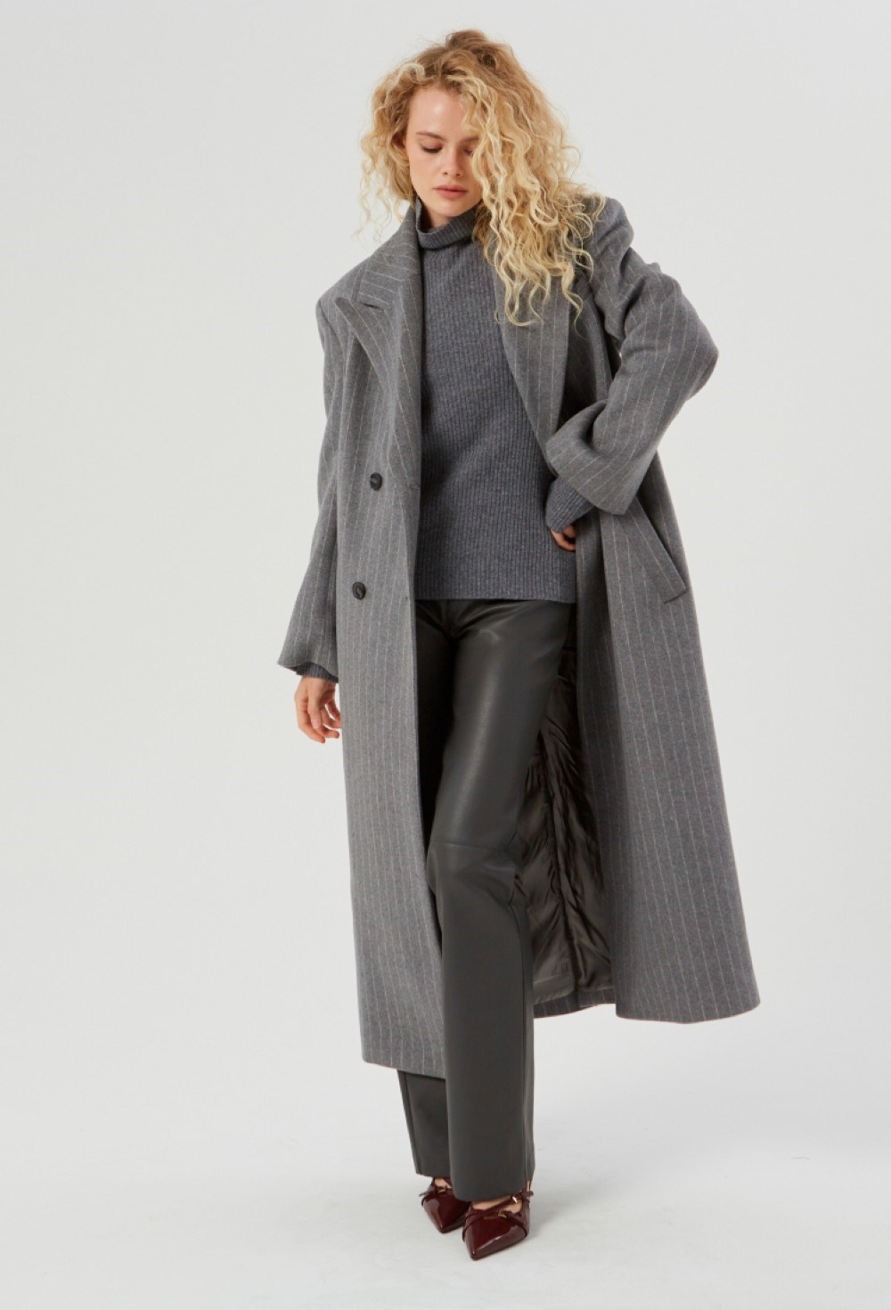 Пальто удлиненное с воротником - фото 91584