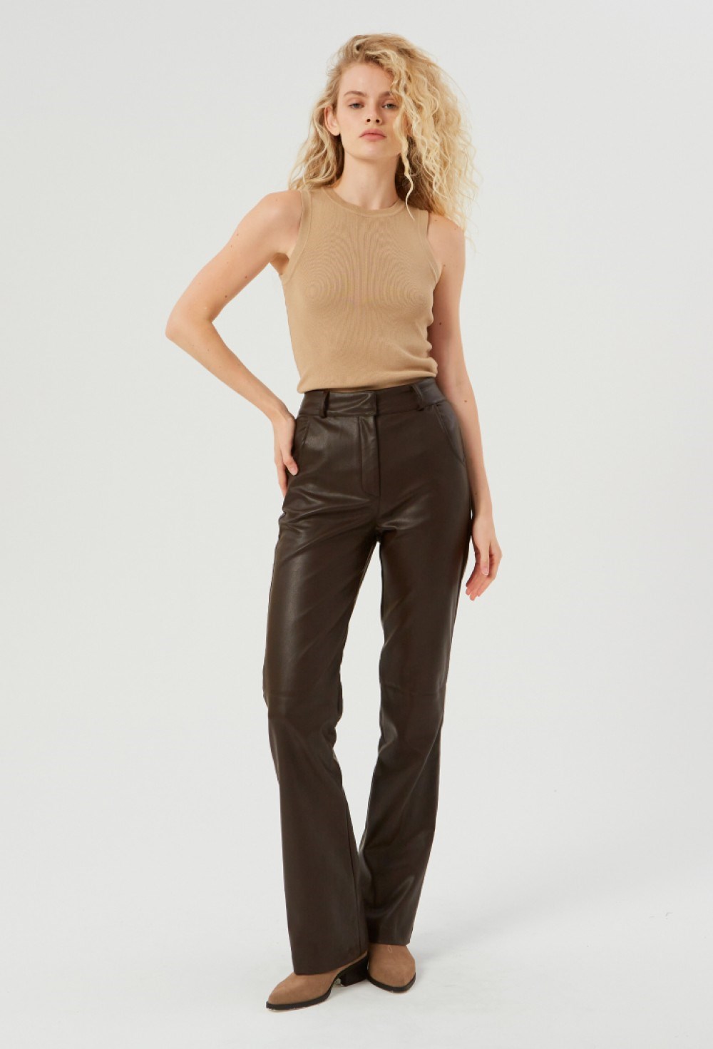 Брюки из экокожи - фото 91668