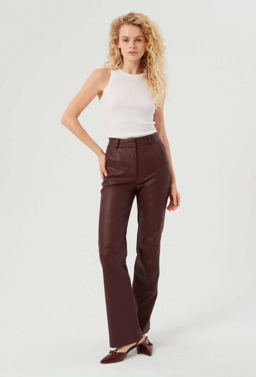 Брюки из экокожи - фото 91673